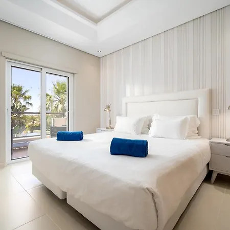 Villa Alyana