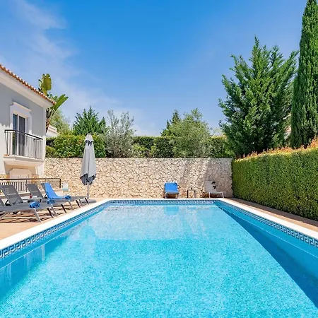 Villa Alyana *