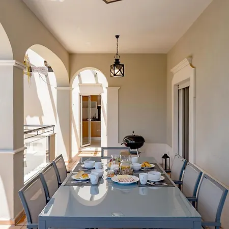 Villa Alyana * Алмансил