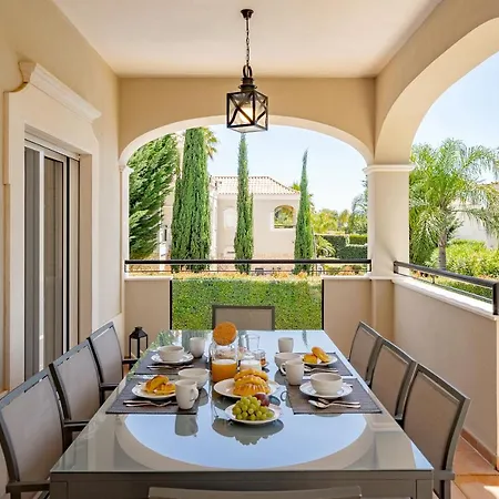 Villa Alyana *