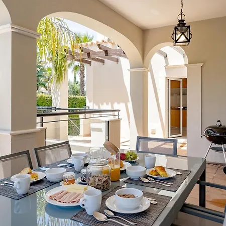 Villa Alyana Дом отдыха